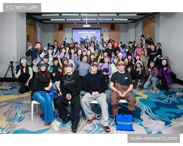 苏翊鸣训练完直接去片场换造型，这日程连顶流明星都扛不住