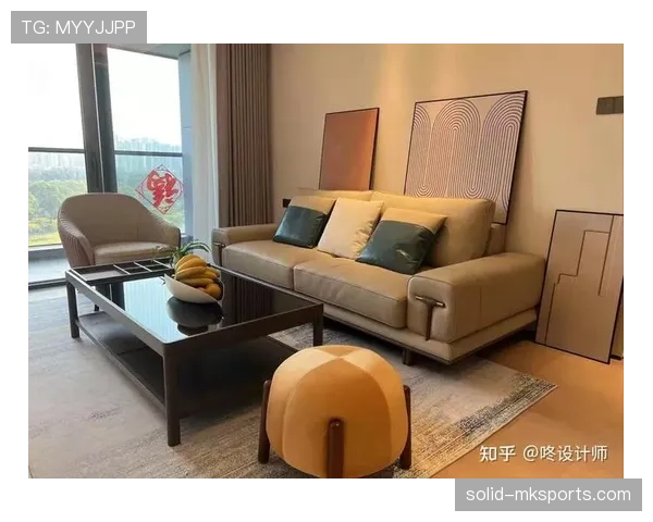 刷到徐灿晒新房，沙发那摆设把我整个租房生涯给打脸了